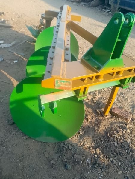 3 dish plough P11 Bain