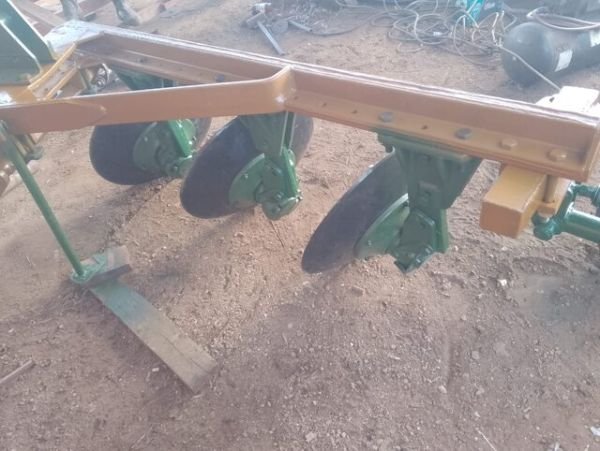 3 dish plough Bain
