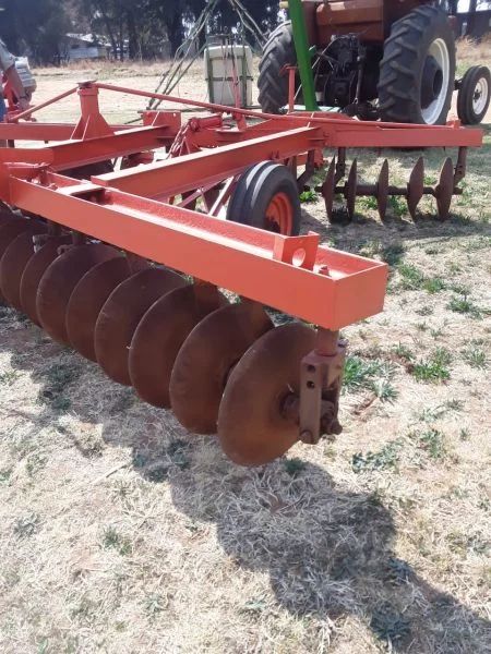 32 dish Roam harrow for sale